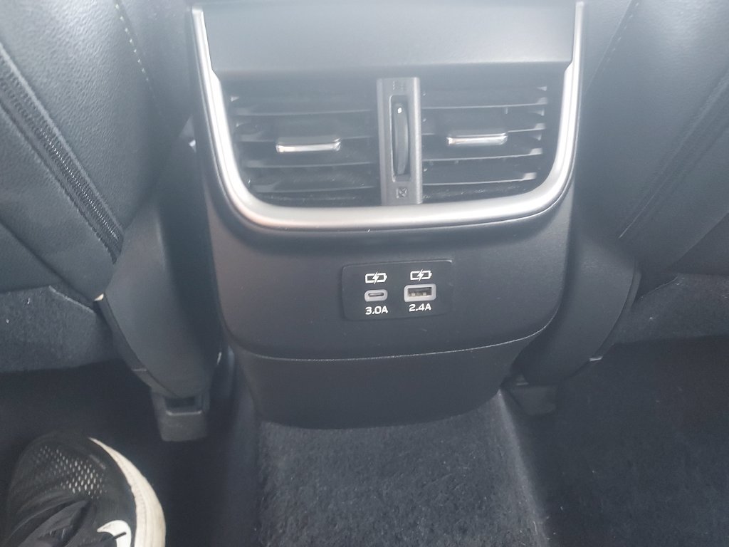 Certified 2025 Subaru Outback Onyx Edition AWD/4WD image 13