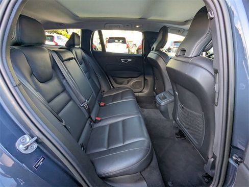 Used 2023 Volvo V60 B5 Cross Country Plus w/ Climate Package image 29