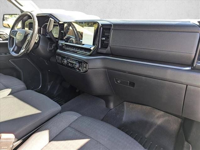 Used 2022 Chevrolet Silverado 1500 LT w/ Max Trailering Package AWD/4WD image 19