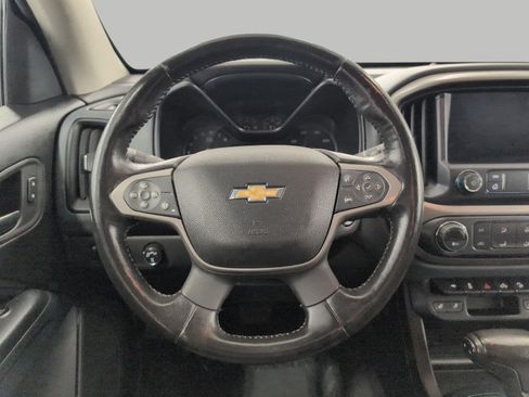 Used 2019 Chevrolet Colorado Z71 w/ Z71 Midnight Edition AWD/4WD image 5