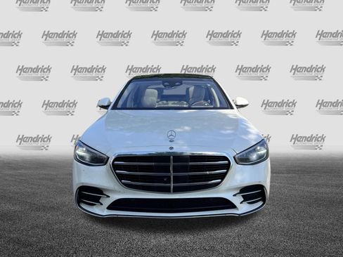 Used 2023 Mercedes-Benz S 500 4MATIC image 3