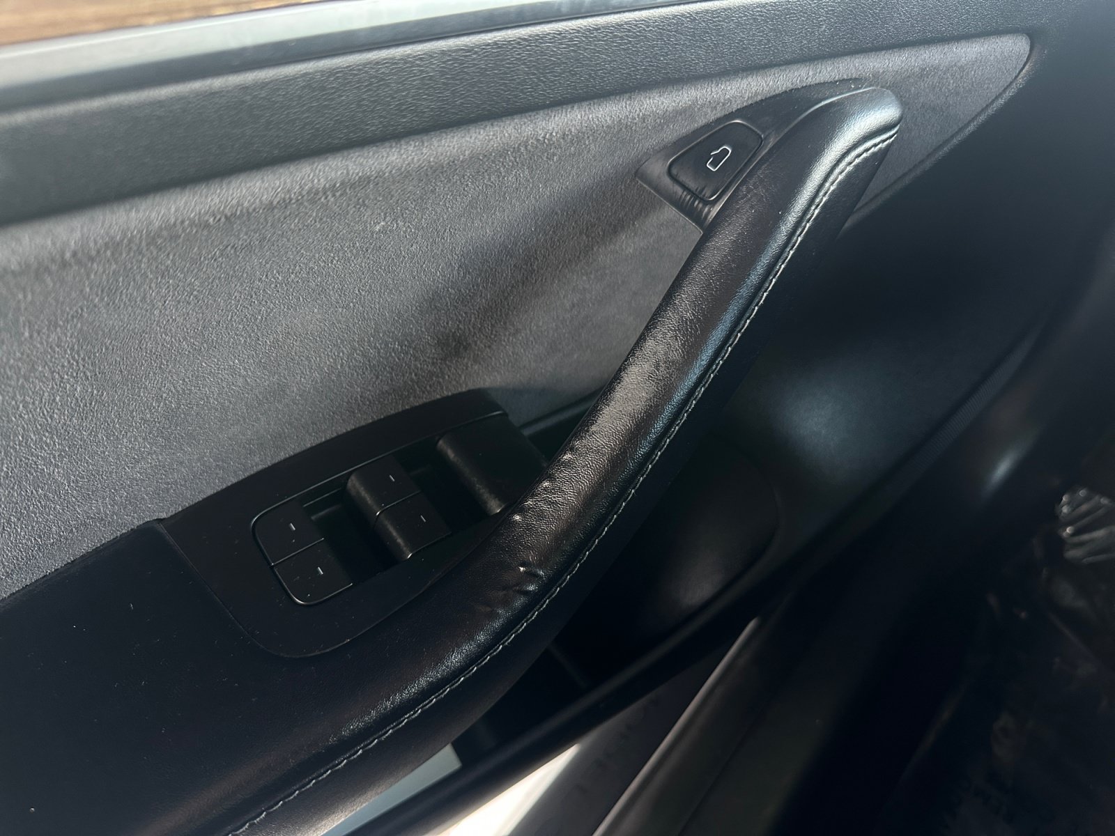 Used 2022 Tesla Model 3 Standard Range RWD image 16