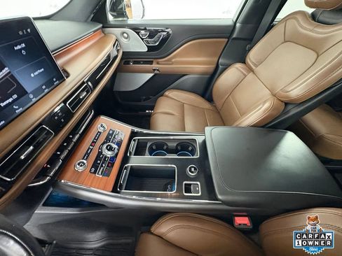 Used 2020 Lincoln Aviator Reserve w/ Equipment Group 202A AWD/4WD image 26