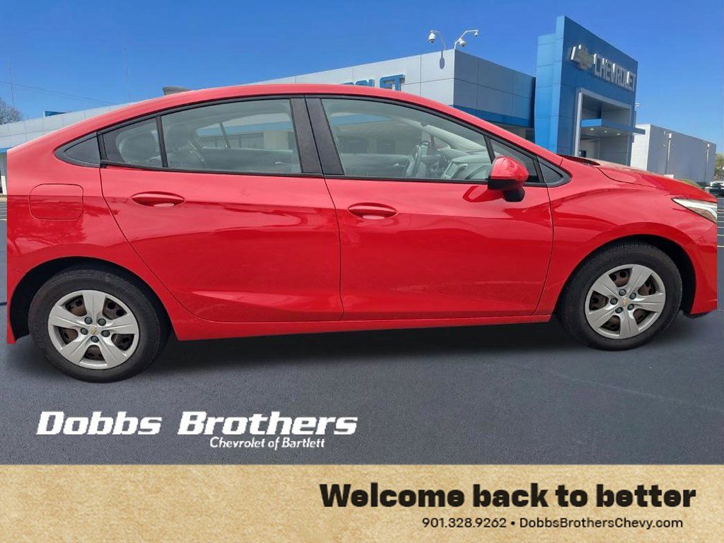 Used 2018 Chevrolet Cruze LS FWD image 7