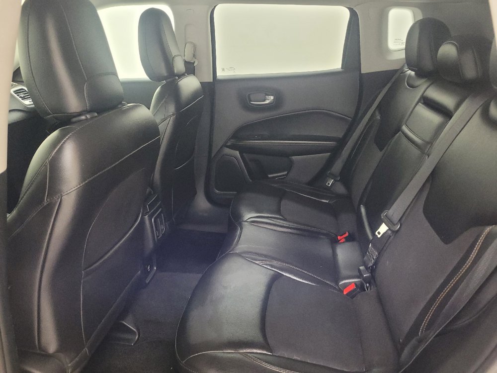 Used 2018 Jeep Compass Latitude AWD/4WD image 18