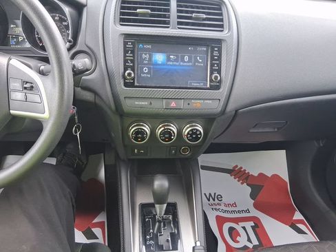 Used 2025 Mitsubishi Outlander Sport AWD image 22