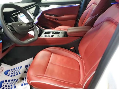 Used 2024 Jeep Wagoneer Launch Edition image 7