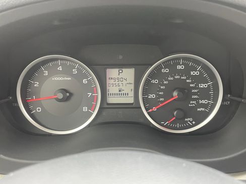 Used 2014 Subaru Crosstrek 2.0i Premium w/ Moonroof Package image 20