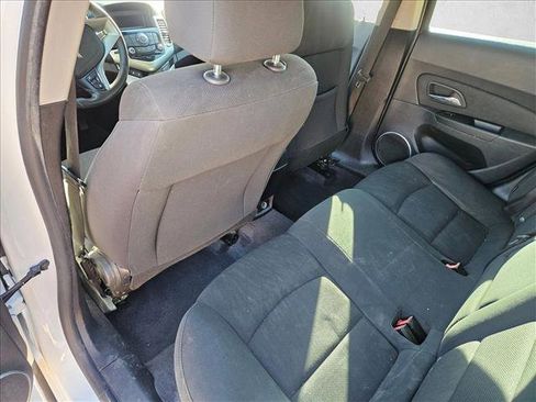 Used 2012 Chevrolet Cruze LT image 11