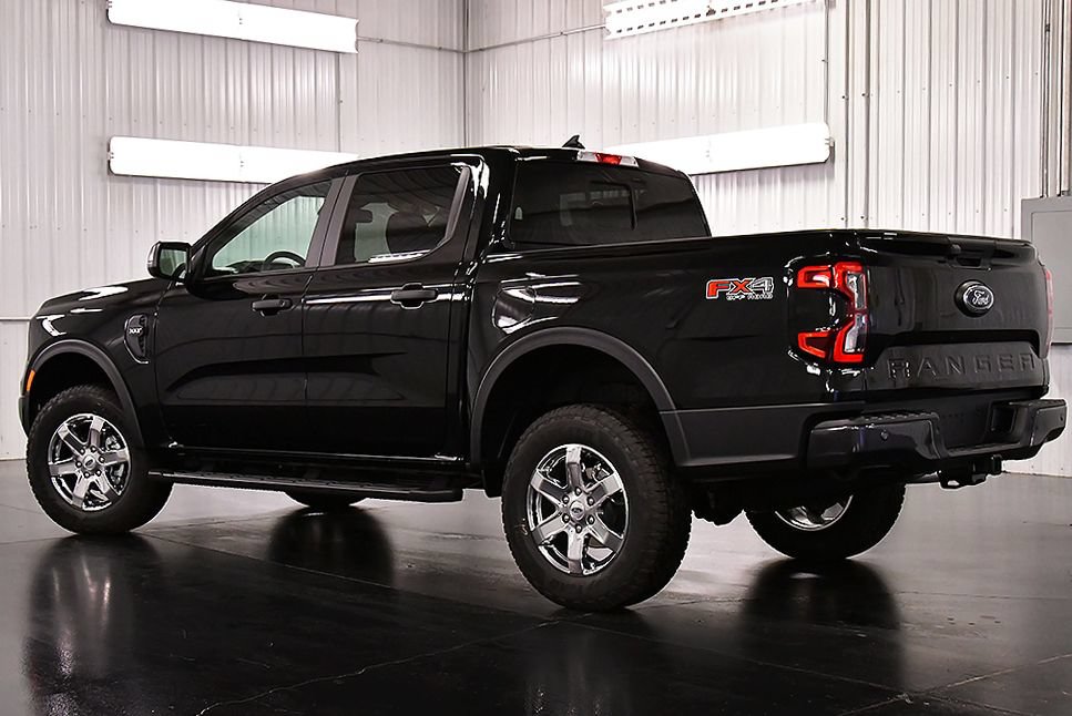 New 2026 Ford Ranger XLT w/ Equipment Group 301A High AWD/4WD image 5