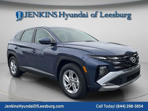 New 2026 Hyundai Tucson SE image 1