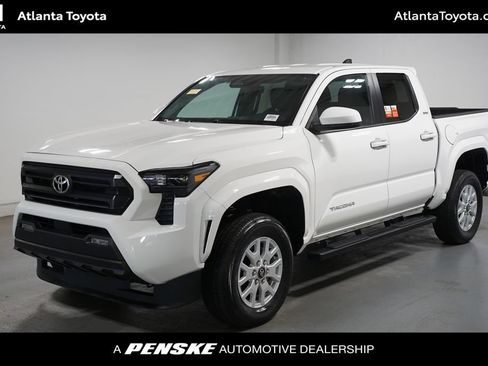 Certified 2025 Toyota Tacoma SR5 RWD image 1