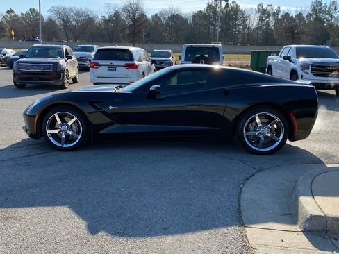 Used 2014 Chevrolet Corvette Stingray Coupe w/ 3LT Preferred Equipment Group image 4