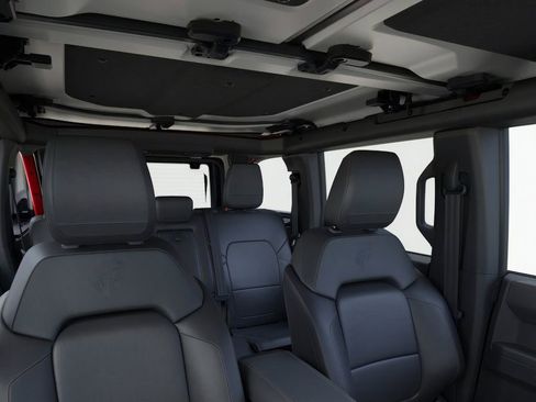 New 2025 Ford Bronco Badlands image 45