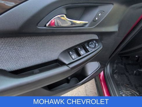 Certified 2021 Chevrolet TrailBlazer LT w/ Convenience Package FWD image 29