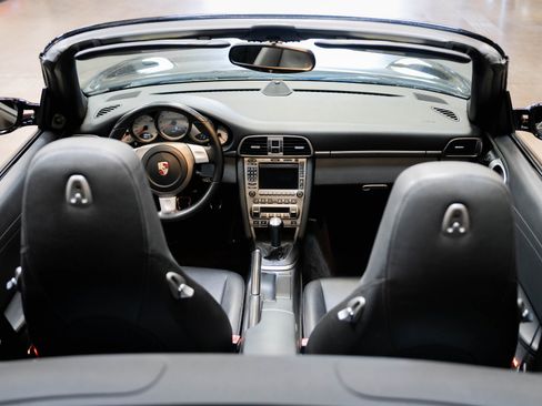 Used 2008 Porsche 911 Carrera S image 39