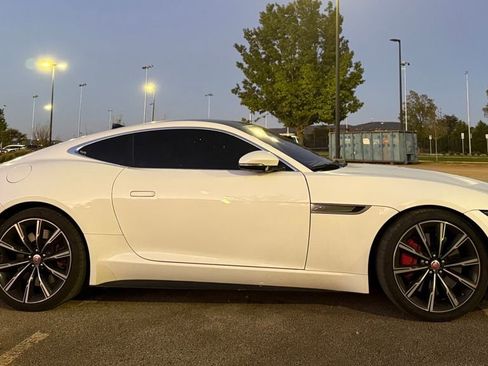 Used 2021 Jaguar F-TYPE R image 4