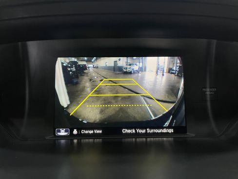 Used 2015 Honda Odyssey Touring image 11