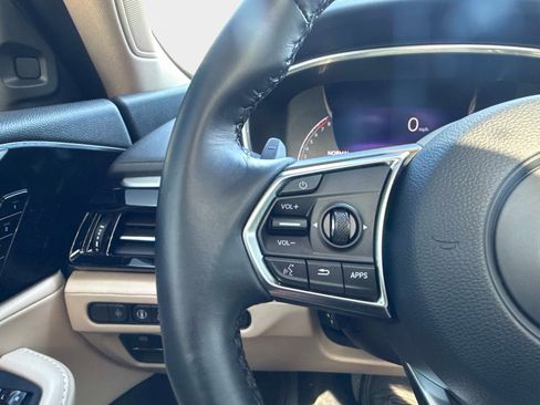 Certified 2023 Acura MDX FWD w/ Technology Package image 28