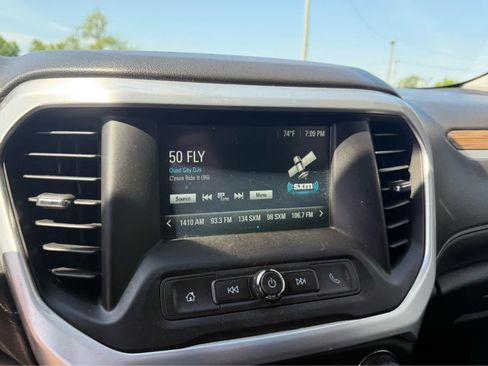 Used 2019 GMC Acadia SLE AWD/4WD image 13