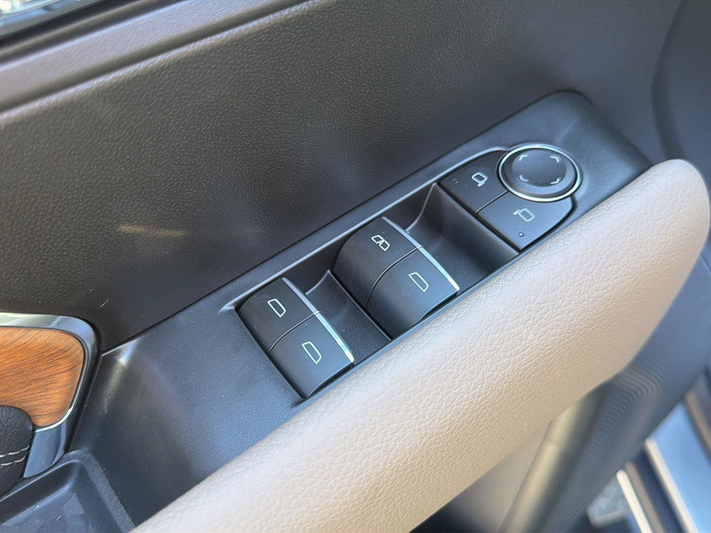 New 2026 GMC Canyon Denali AWD/4WD image 12
