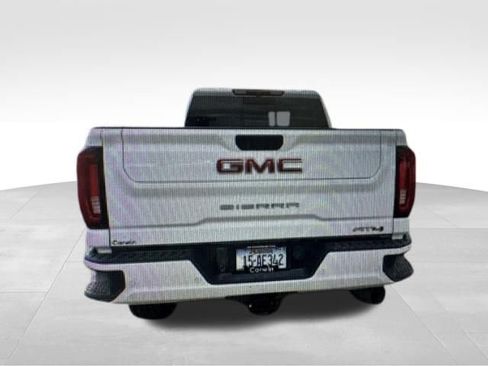 Used 2020 GMC Sierra 2500 AT4 w/ AT4 Preferred Package AWD/4WD image 14