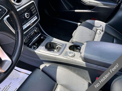 Used 2019 Mercedes-Benz CLA 250 4MATIC image 12