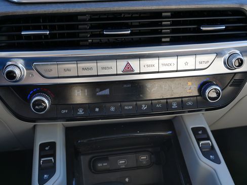 Used 2020 Kia Telluride EX image 23