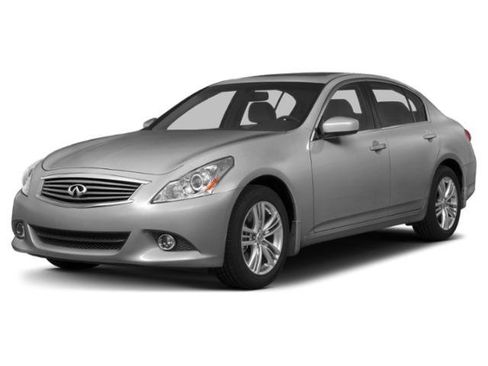 Used 2015 INFINITI Q40 AWD w/ Navigation Package image 1