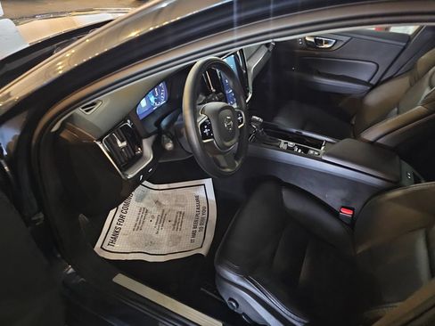 Used 2020 Volvo V60 T5 Cross Country w/ Protection Package Premier AWD/4WD image 16