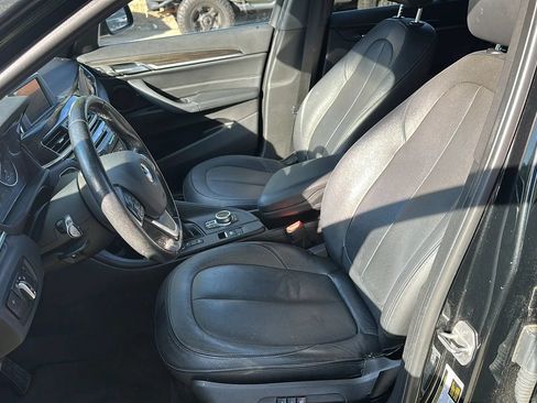 Used 2017 BMW X1 xDrive28i AWD/4WD image 14