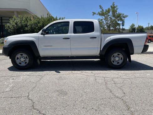 Used 2013 Toyota Tacoma PreRunner w/ Convenience Pkg RWD image 23