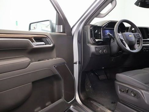New 2026 Chevrolet Silverado 1500 LT AWD/4WD image 8