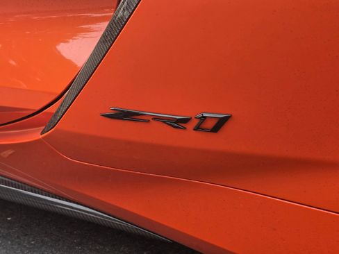Used 2027 Chevrolet Corvette ZR1 w/ ZR1 Carbon Fiber Aero Package RWD image 4