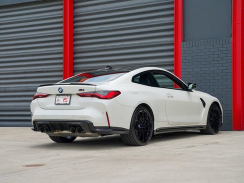 Used 2022 BMW M4 Competition w/ M Carbon Exterior Package RWD image 11