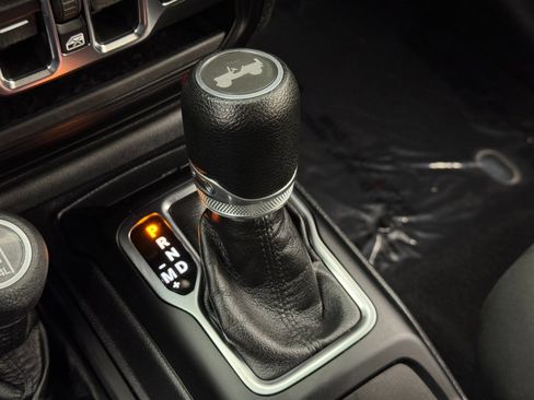 Used 2021 Jeep Wrangler Unlimited Sport image 28