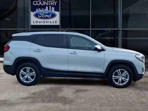 Used 2021 GMC Terrain SLE AWD/4WD image 2