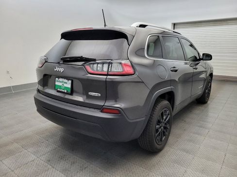 Used 2020 Jeep Cherokee Latitude Plus w/ Comfort/Convenience Group FWD image 9