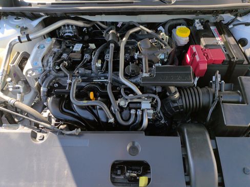 Used 2024 Nissan Sentra SV image 31