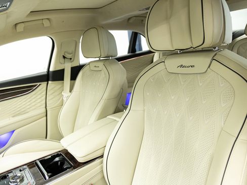 Used 2026 Bentley Flying Spur Plug-In Hybrid image 46