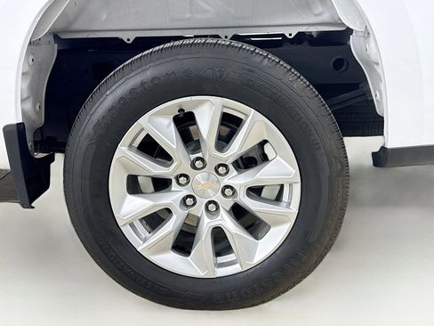 Used 2023 Chevrolet Silverado 1500 Custom image 31