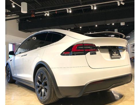 Used 2023 Tesla Model X image 17