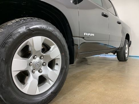 Used 2024 RAM 1500 Big Horn RWD image 2