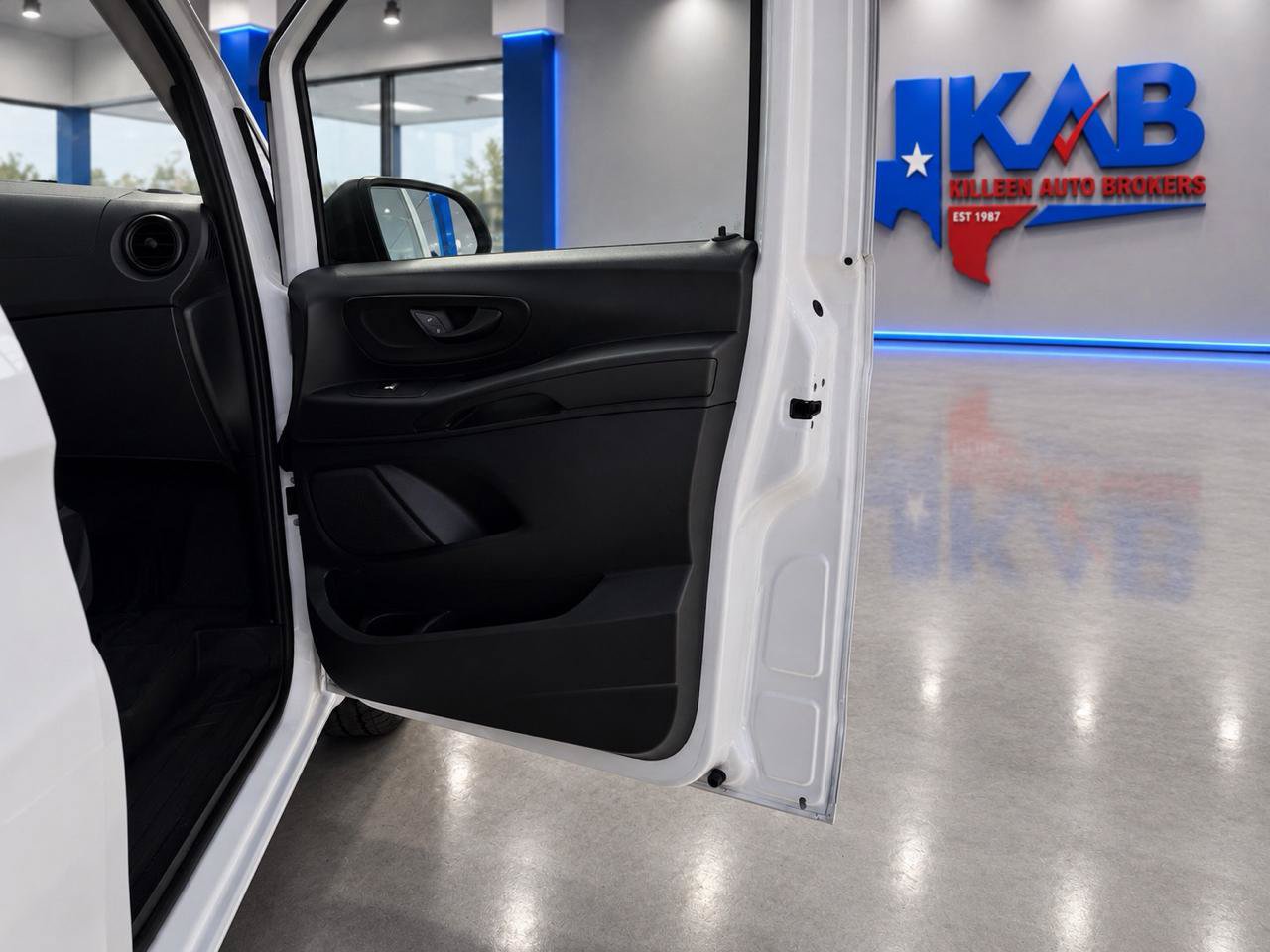 Used 2018 Mercedes-Benz Metris image 14