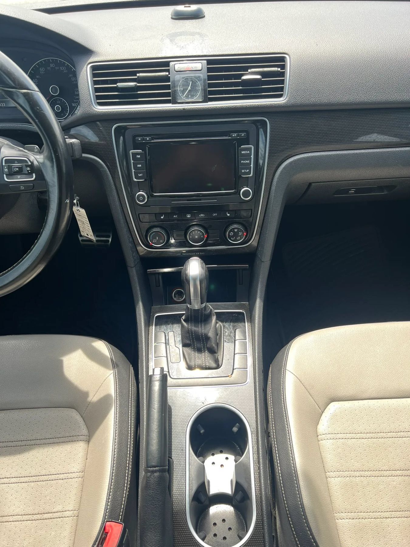 Used 2015 Volkswagen Passat 1.8T Sport FWD image 11