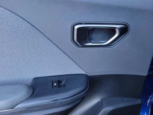 Certified 2025 Kia K4 EX image 20