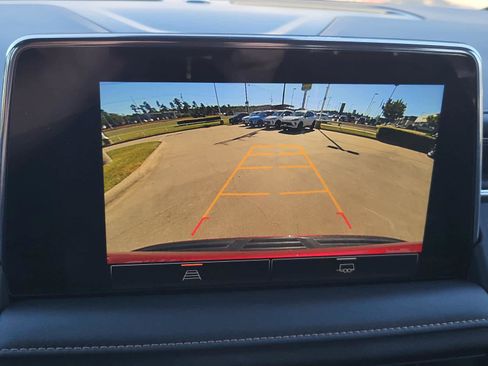 Used 2023 GMC Yukon AT4 image 33