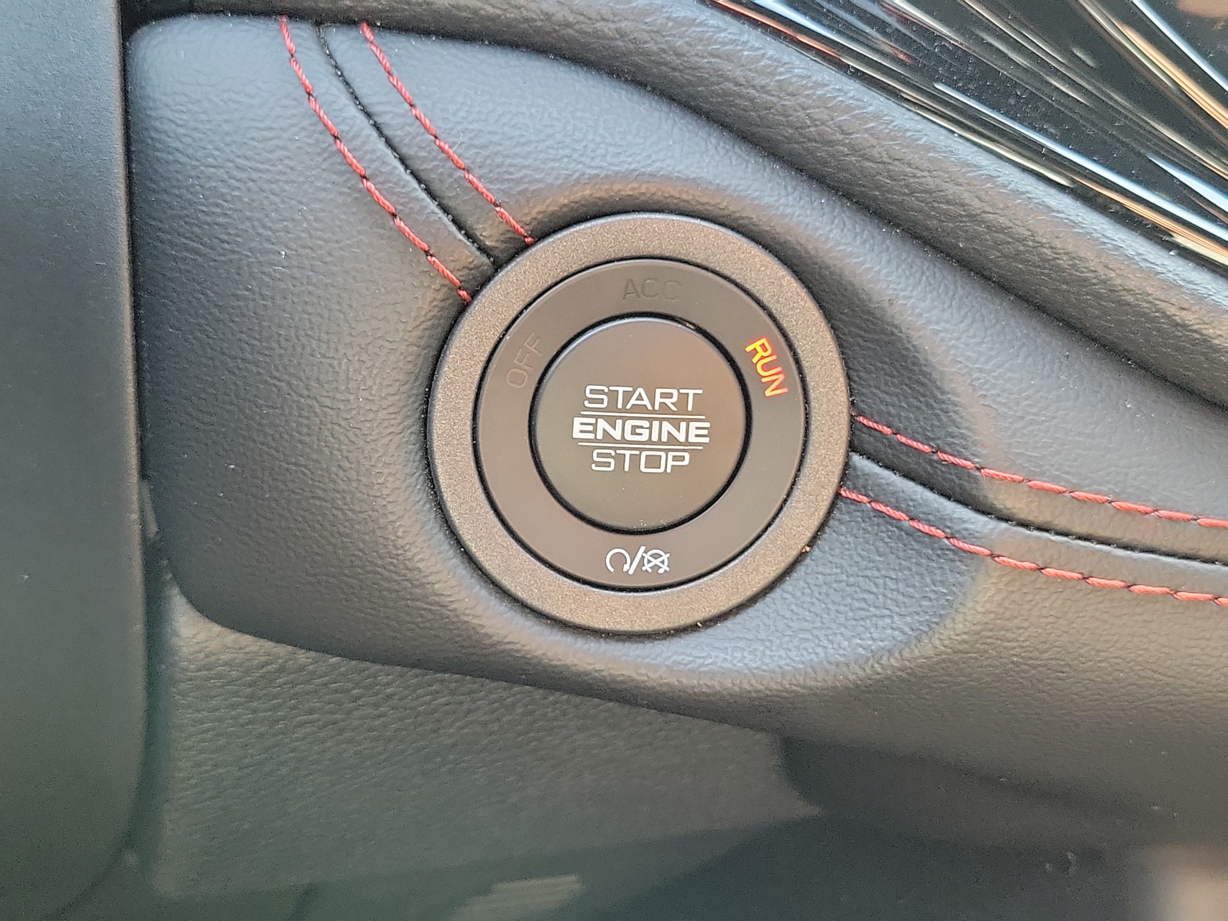 Used 2025 Dodge Durango GT AWD/4WD image 31