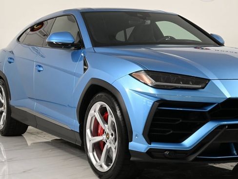 Used 2022 Lamborghini Urus image 47