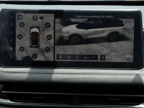 Used 2026 INFINITI QX60 Luxe w/ Cargo Package FWD image 14